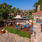 Divan Bodrum Palmira גולטורקבוקו