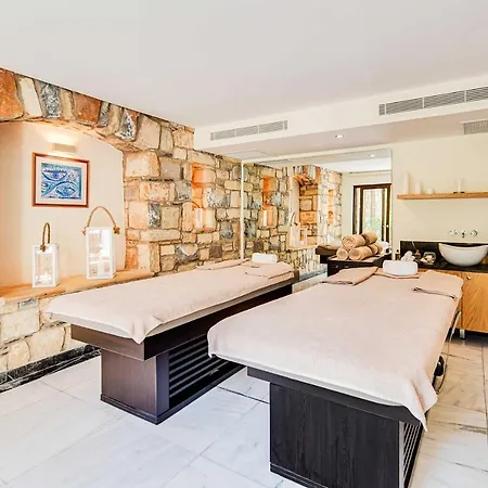 Divan Bodrum Palmira Türkbükü