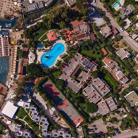 Divan Bodrum Palmira 5* Göltürkbükü